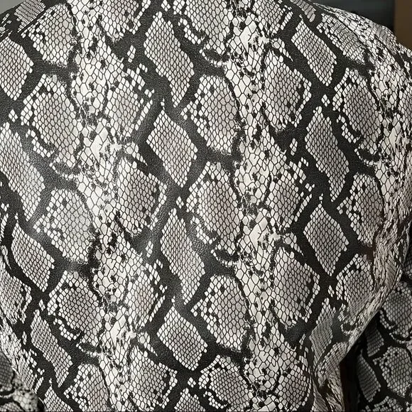 Blank NYC Snake Print Jacket - Gray and Cream - Picture 5 of 7